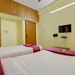 Oyo 3322 Daffodills Medavakkam