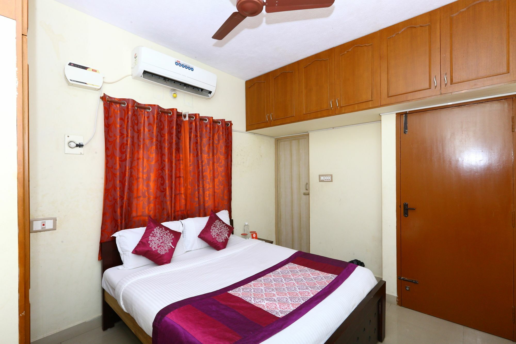 Hotel Oyo 3322 Daffodills Medavakkam