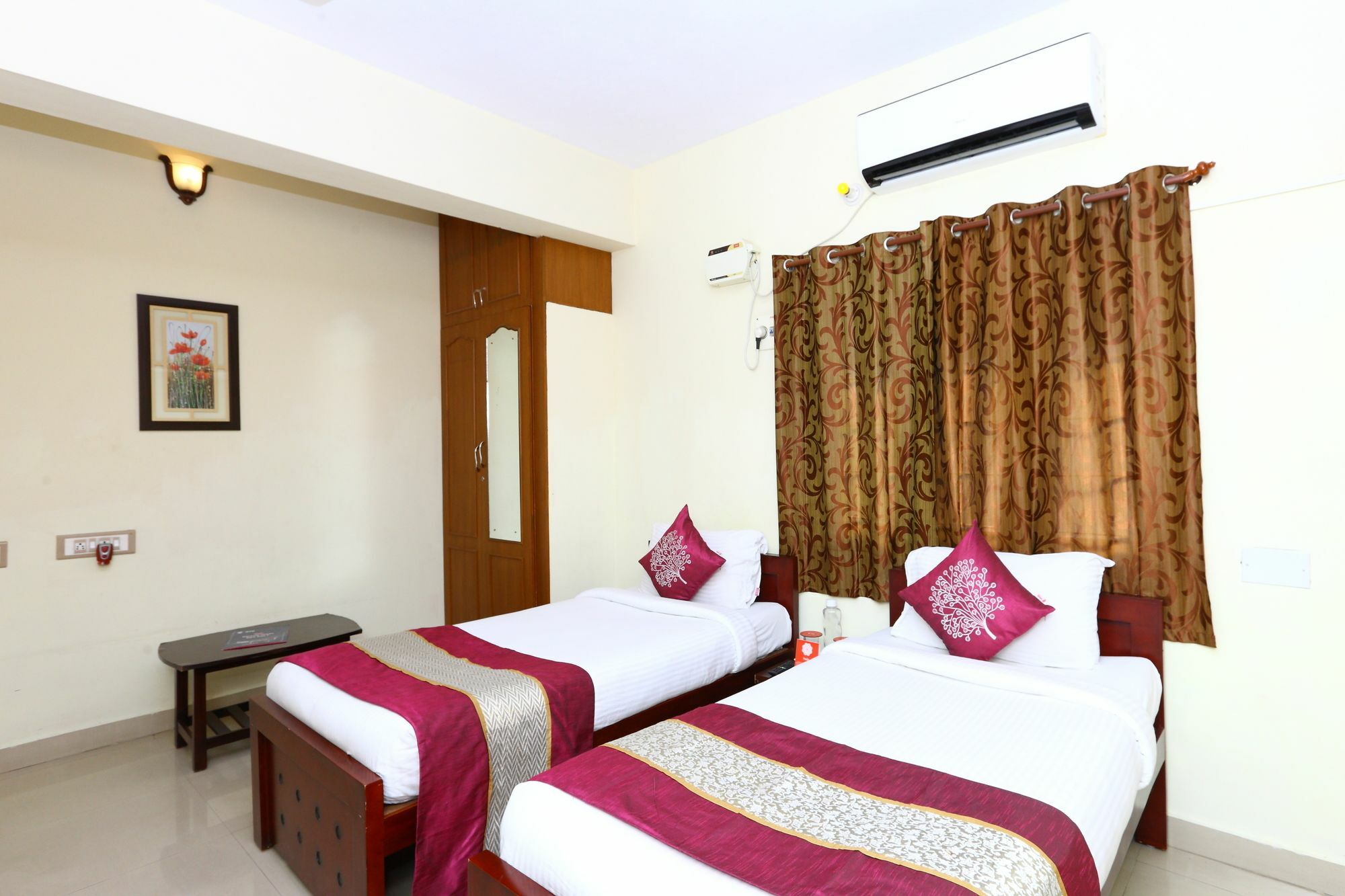 Oyo 3322 Daffodills Medavakkam 3* Chennai