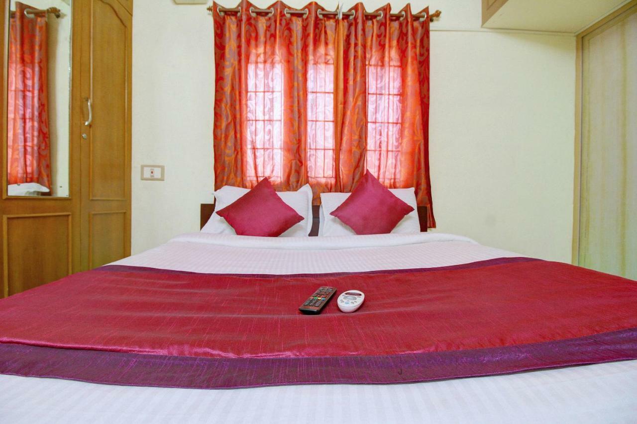Oyo 3322 Daffodills Medavakkam Hotel 3*