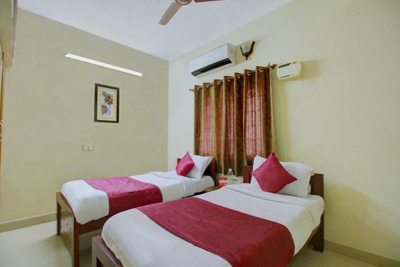 Oyo 3322 Daffodills Medavakkam Hotel 3*